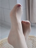 Red lotus (grey silk) [Fanny's feet](4)